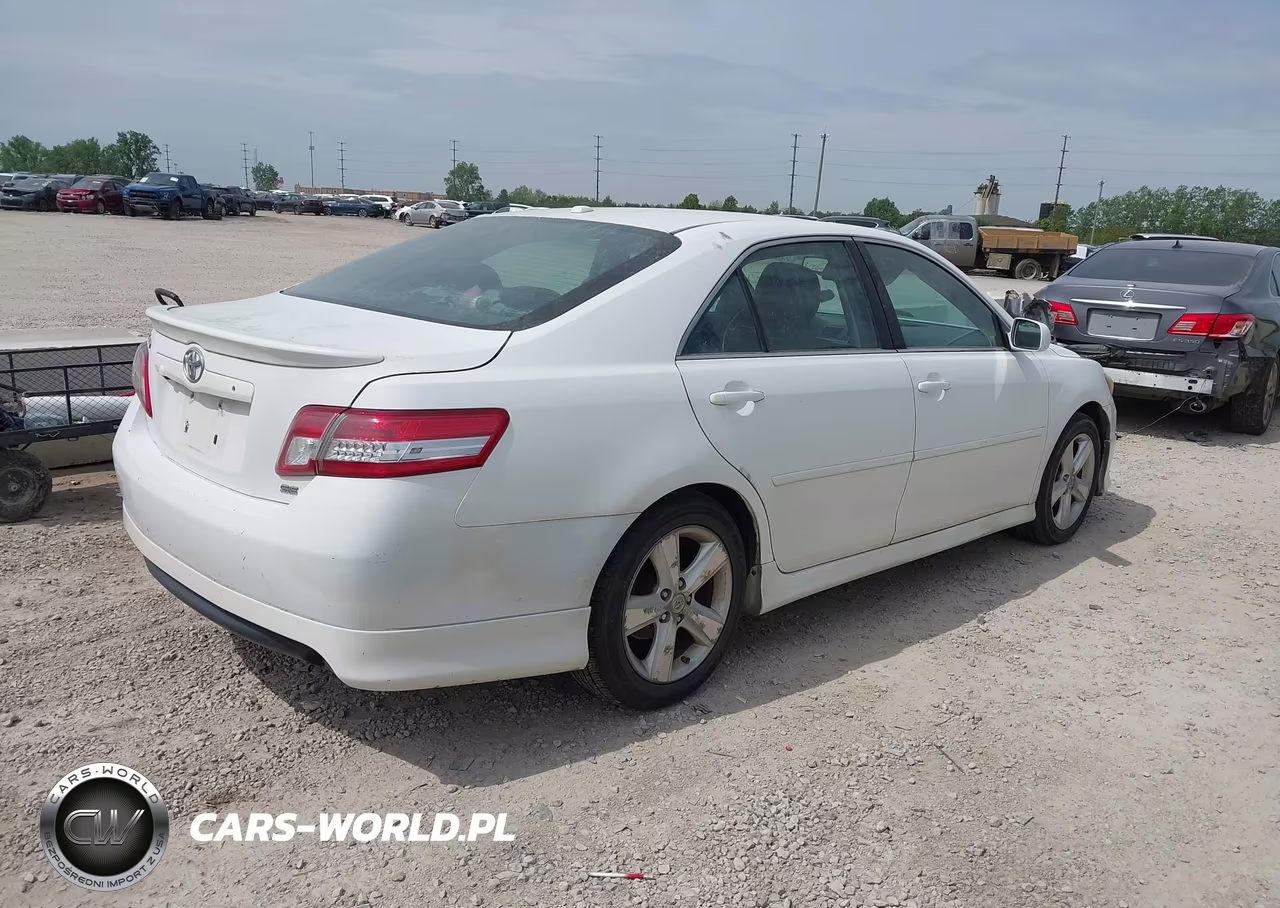 2011 Toyota Camry Se V6 VIN:4T1BK3EK5BU610305 - 4