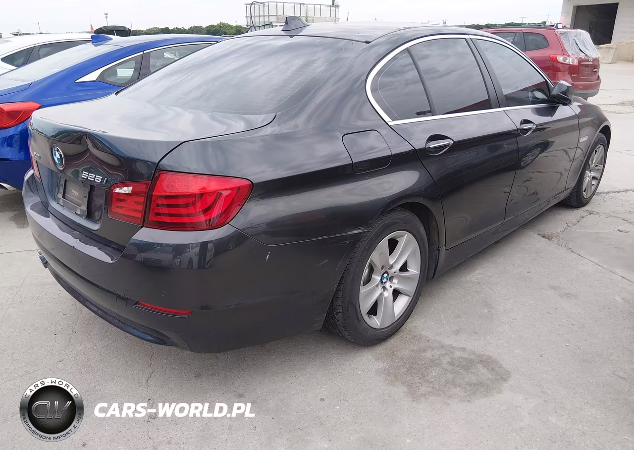 2013 BMW 528I xDrive VIN:WBAXH5C52DD109468 - 4