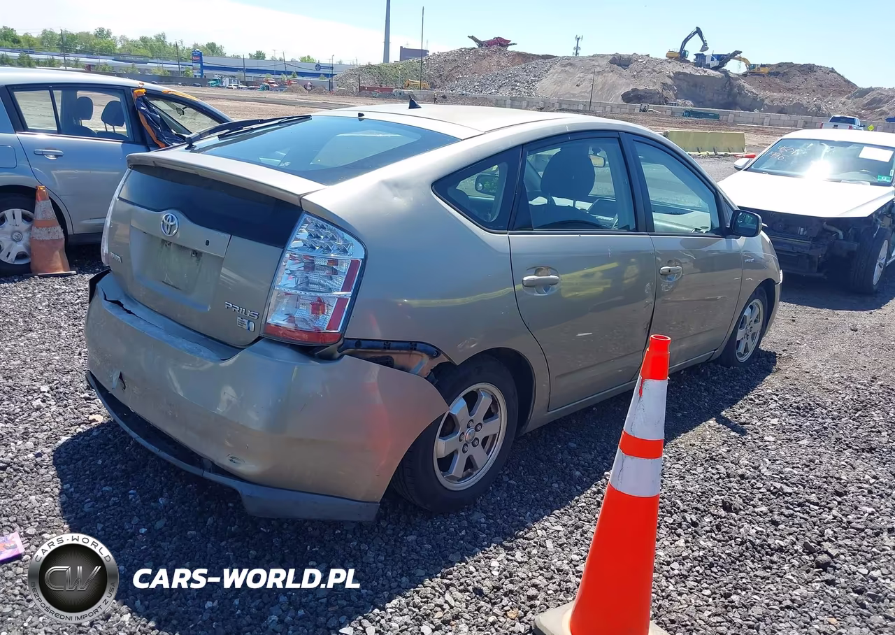 2008 Toyota Prius VIN:JTDKB20UX83310023 - 4