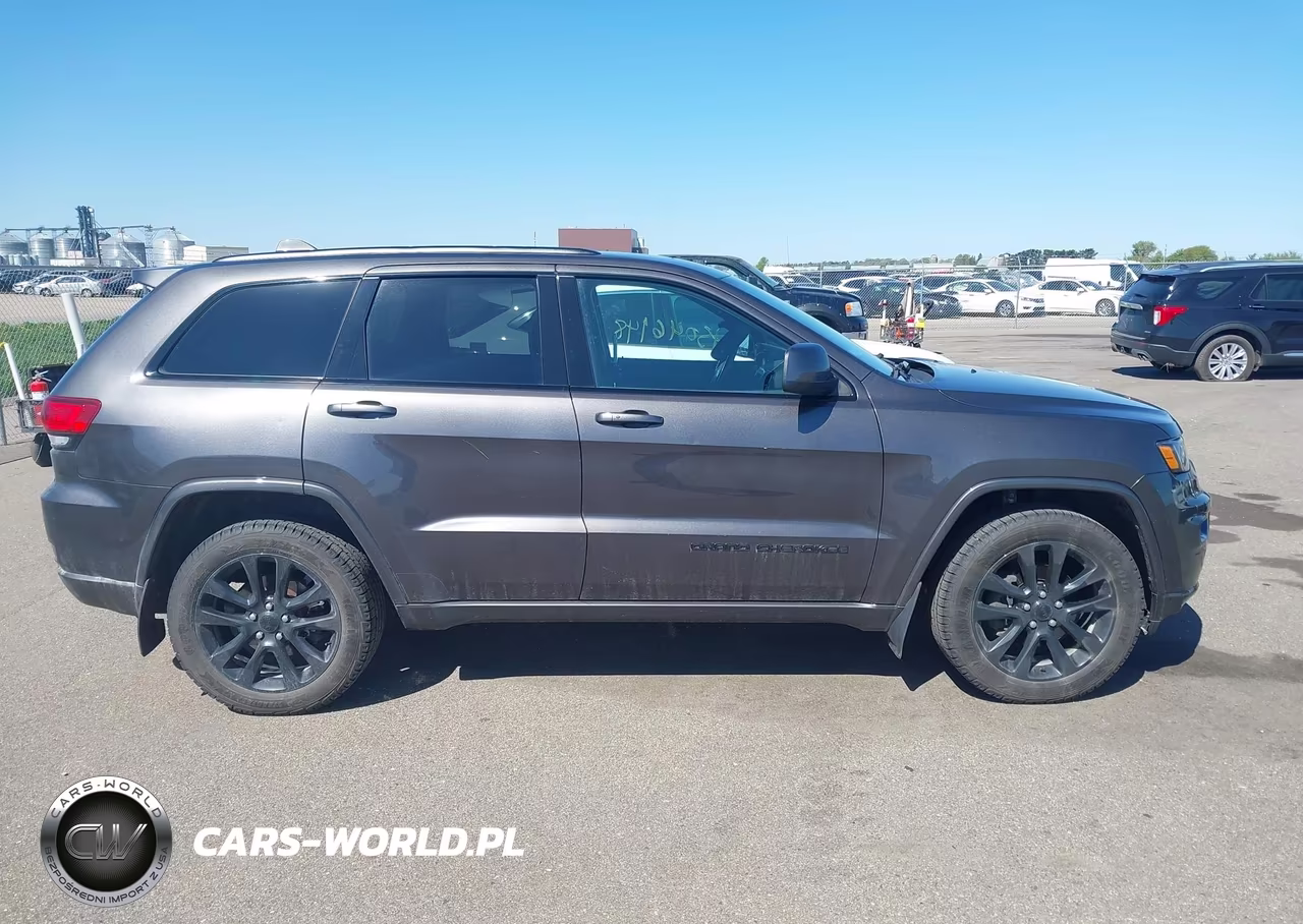 2019 Jeep Grand Cherokee Altitude 4X4 VIN:1C4RJFAG8KC804874 - 14