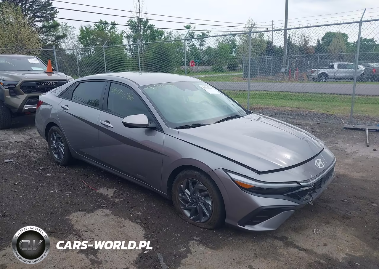 2024 Hyundai Elantra Sel – zdjęcie 1 z 16