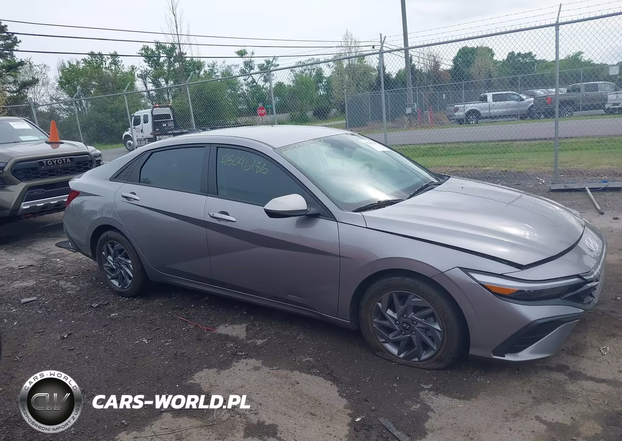 2024 Hyundai Elantra Sel VIN:KMHLM4DG0RU693766 - 13