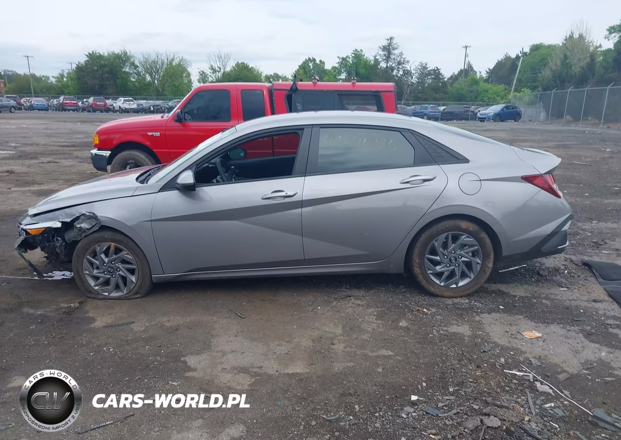2024 Hyundai Elantra Sel VIN:KMHLM4DG0RU693766 - 14