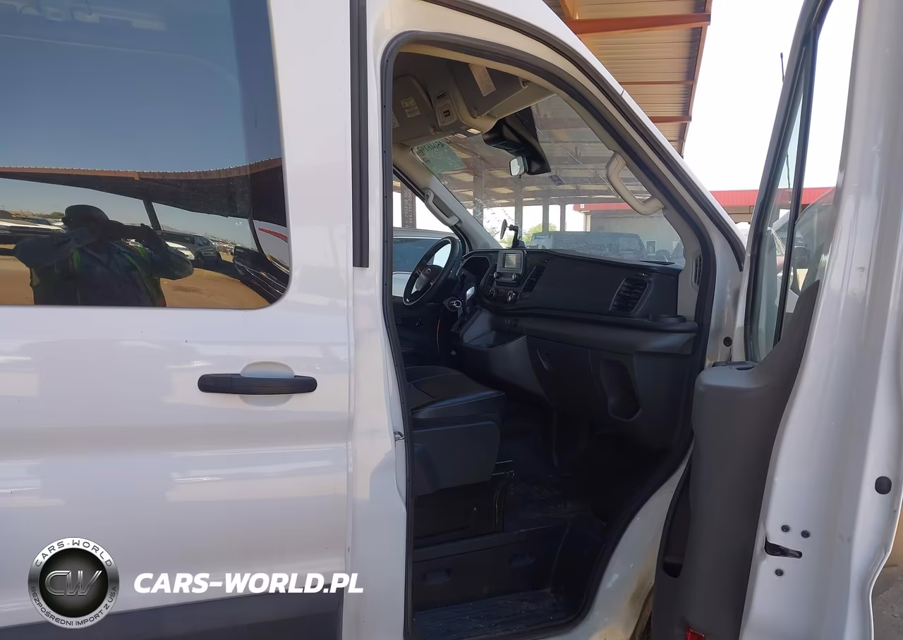 2023 Ford Transit-250 VIN:1FTBR1C89PKA82007 - 5