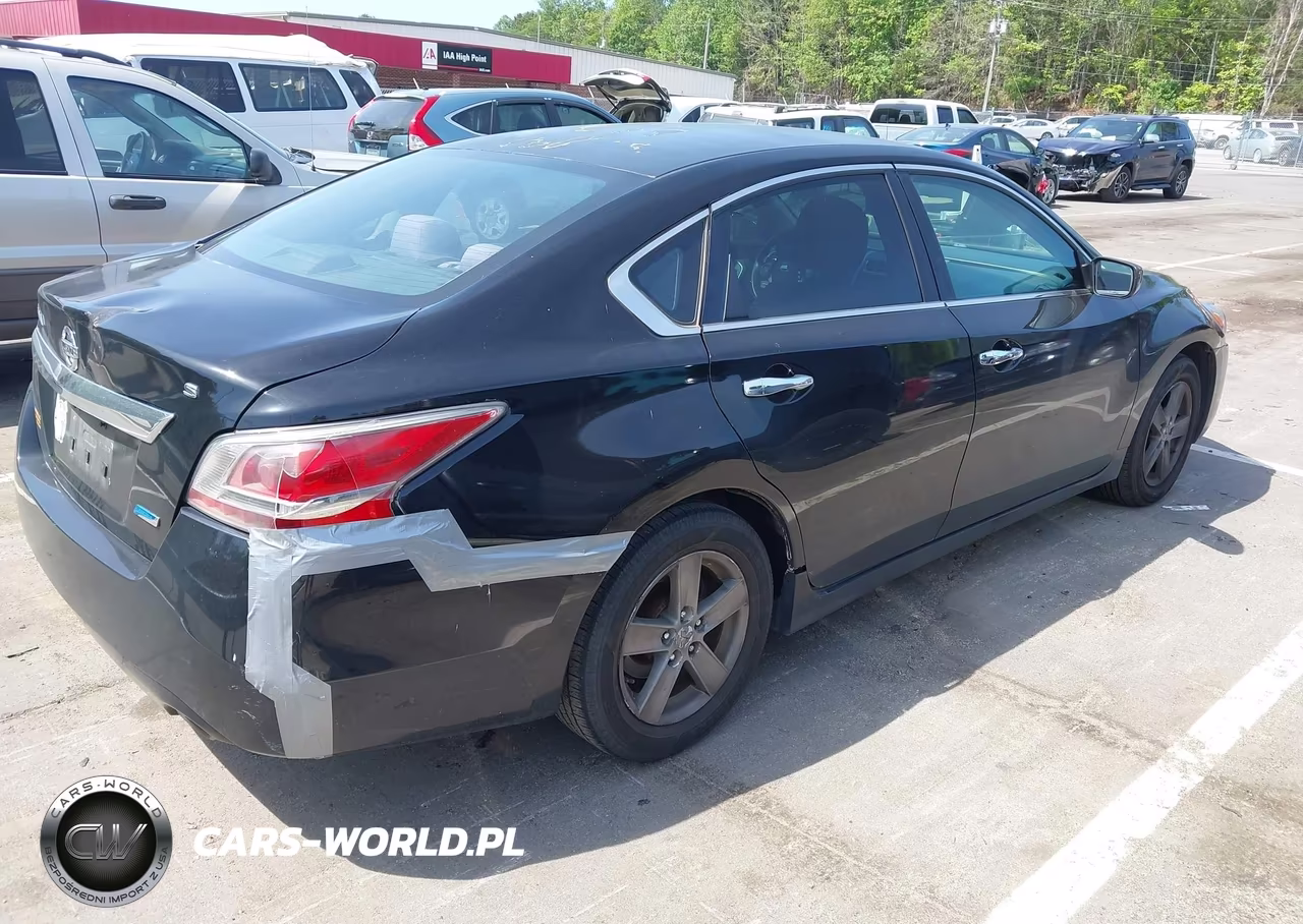 2015 Nissan Altima 2.5-2.5 S-2.5 Sl-2.5 Sv VIN:1N4AL3AP1FN301922 - 4