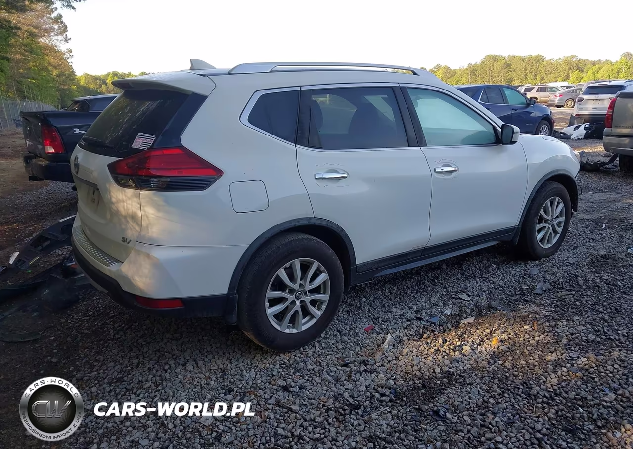 2017 Nissan Rogue Sv VIN:KNMAT2MT0HP592403 - 4