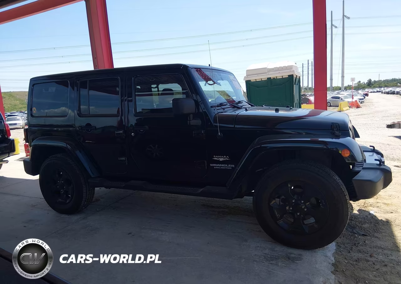 2012 Jeep Wrangler Unlimited Sahara VIN:1C4HJWEG5CL163402 - 13