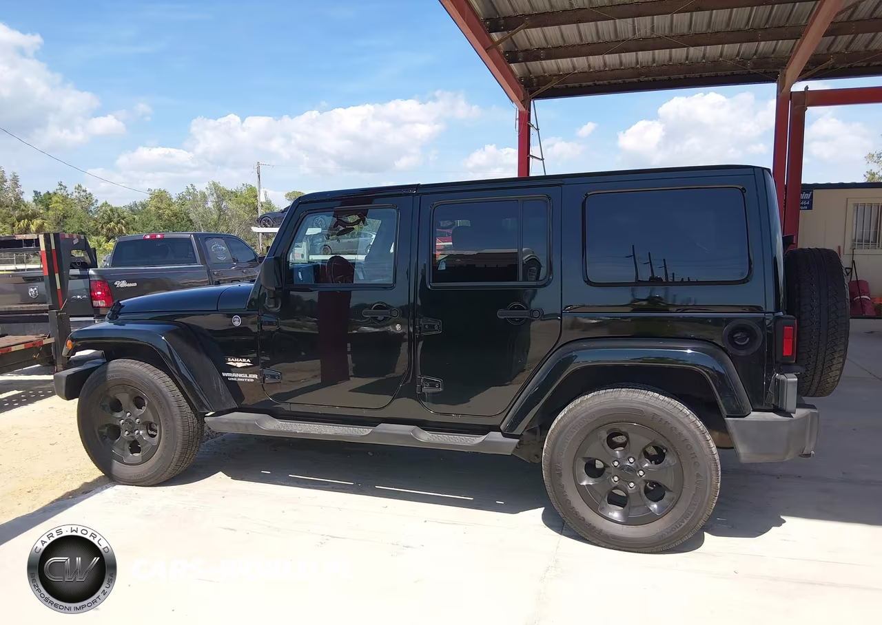 2012 Jeep Wrangler Unlimited Sahara VIN:1C4HJWEG5CL163402 - 14