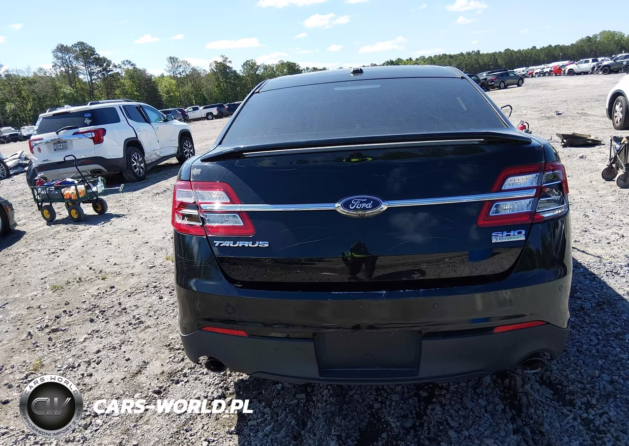 2018 Ford Taurus Sho VIN:1FAHP2KT0JG105511 - 16