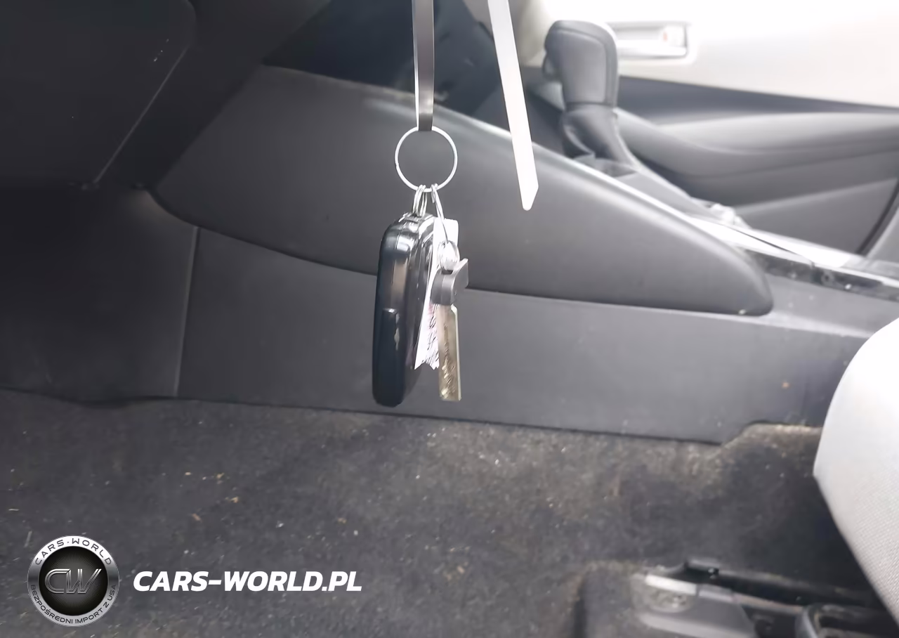 2021 Toyota Corolla Hybrid Le VIN:JTDEAMDE3MJ025832 - 11