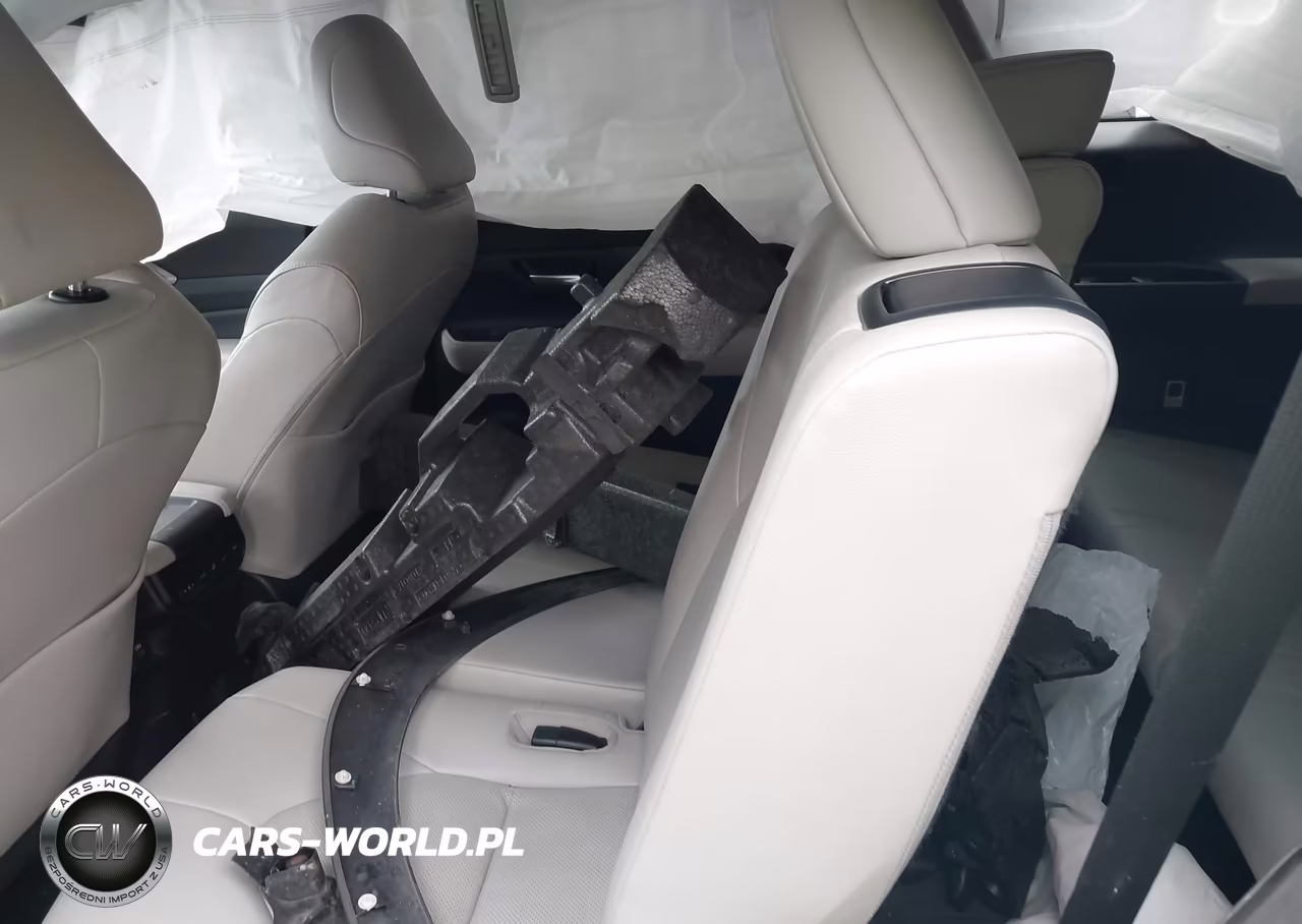 2024 Toyota Grand Highlander Xle VIN:5TDAAAB59RS050678 - 8