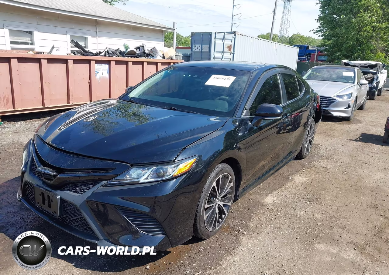 2018 Toyota Camry Se VIN:4T1B11HK4JU047863 - 2