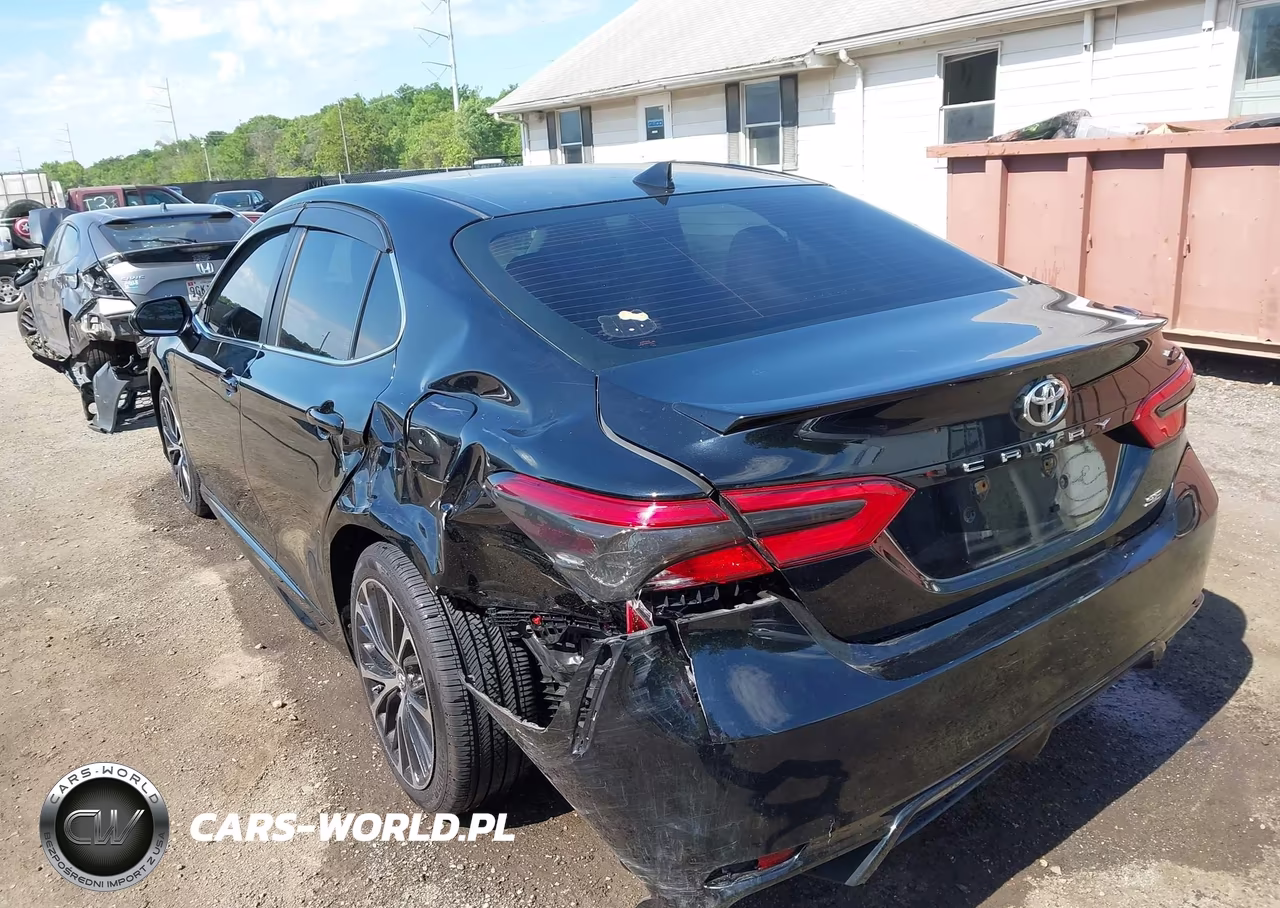 2018 Toyota Camry Se VIN:4T1B11HK4JU047863 - 3