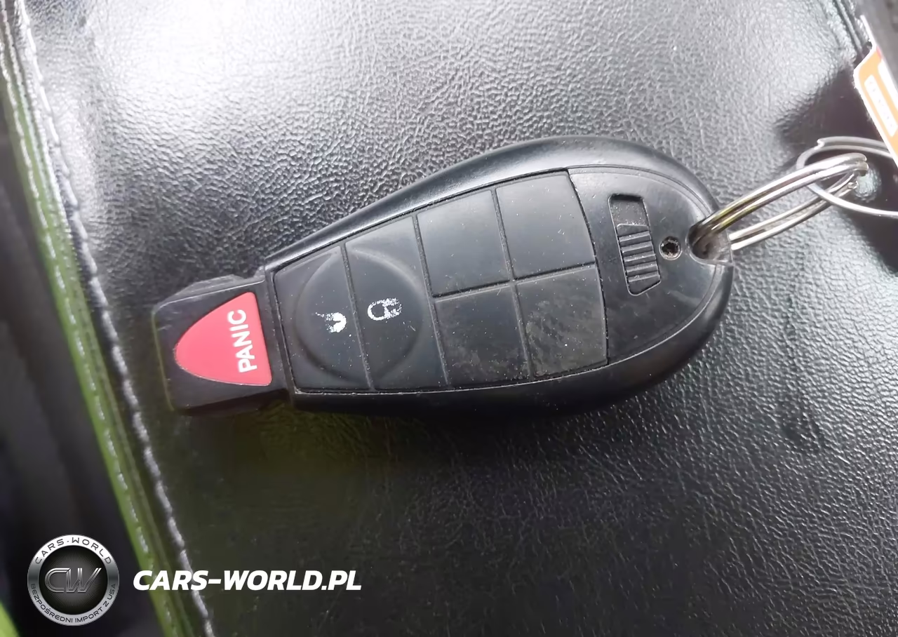 2019 Jeep Cherokee Latitude Fwd VIN:1C4PJLCB5KD160638 - 11