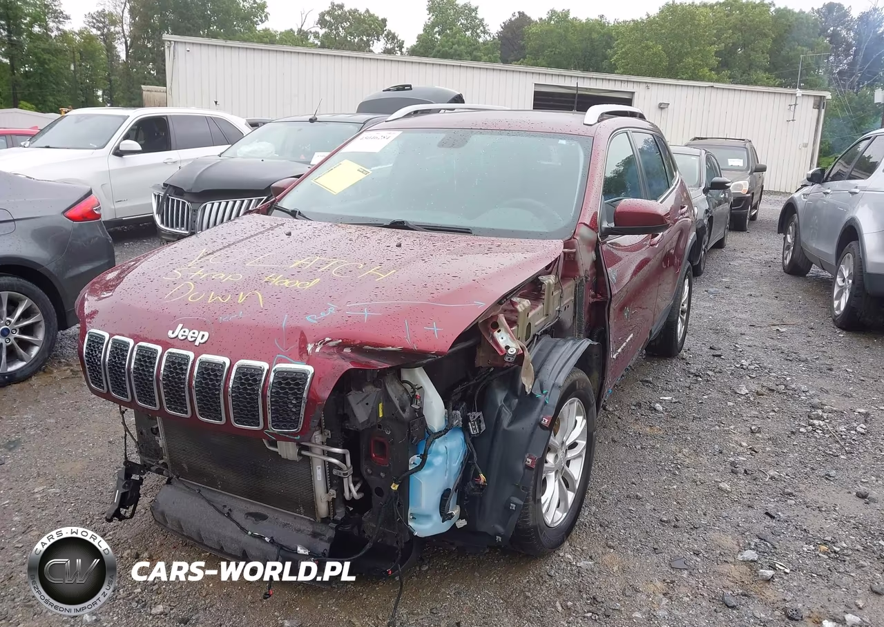 2019 Jeep Cherokee Latitude Fwd VIN:1C4PJLCB5KD160638 - 2