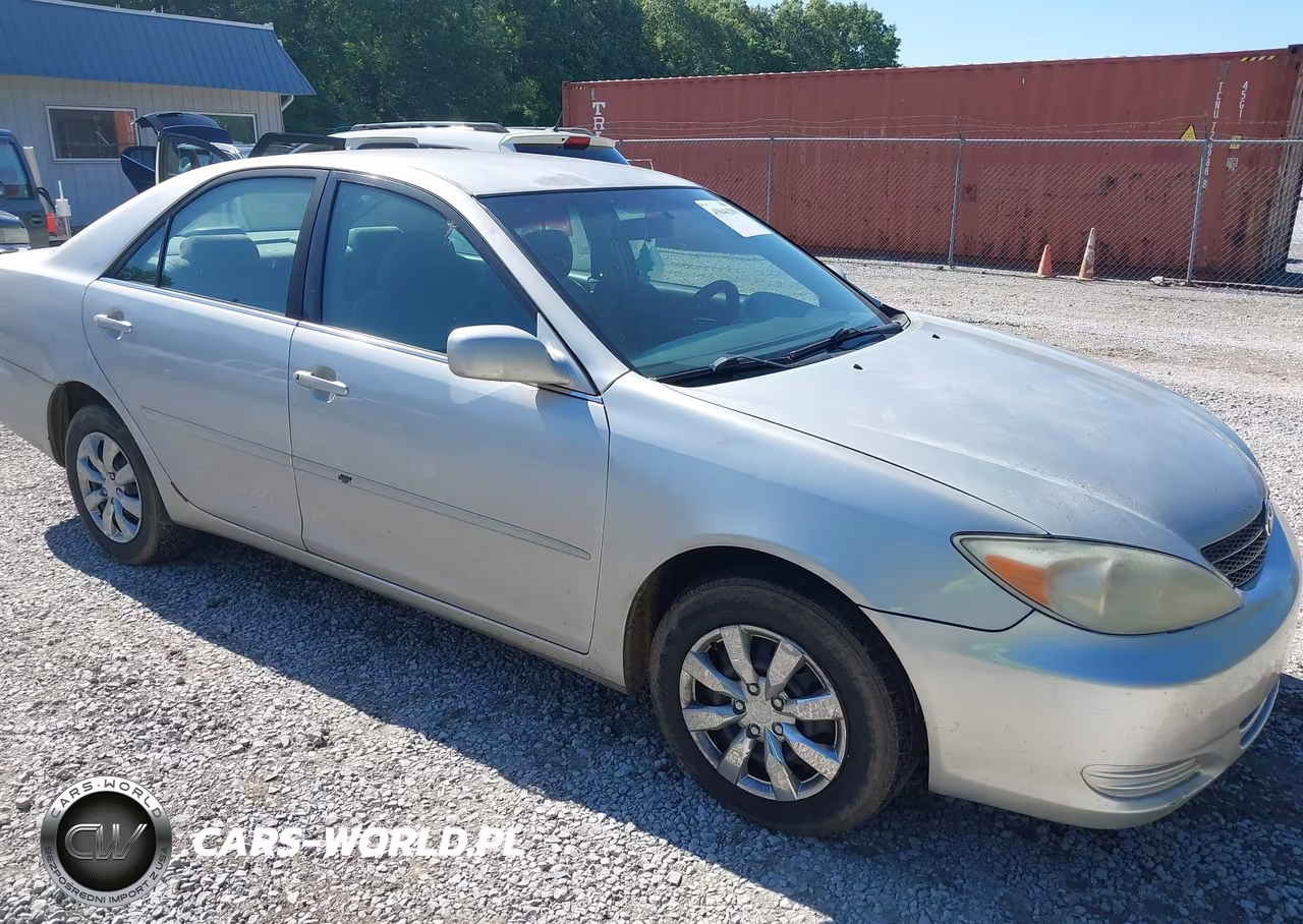2002 Toyota Camry Le VIN:4T1BE32K62U079434 - 13