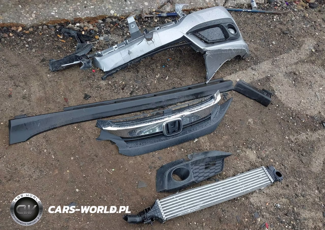 2018 Honda Civic Touring VIN:19XFC1F93JE200201 - 12