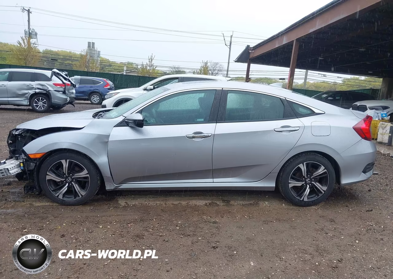 2018 Honda Civic Touring VIN:19XFC1F93JE200201 - 15