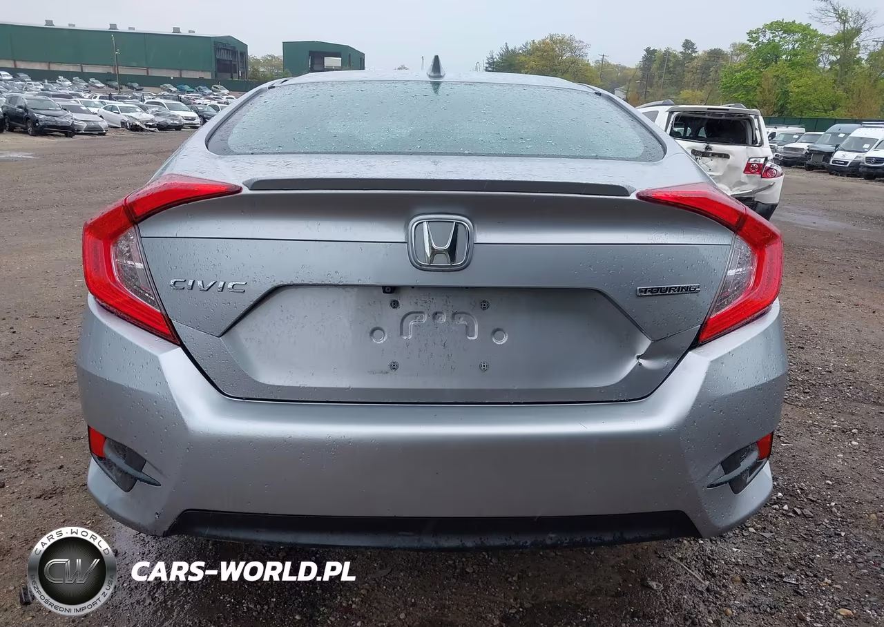 2018 Honda Civic Touring VIN:19XFC1F93JE200201 - 17