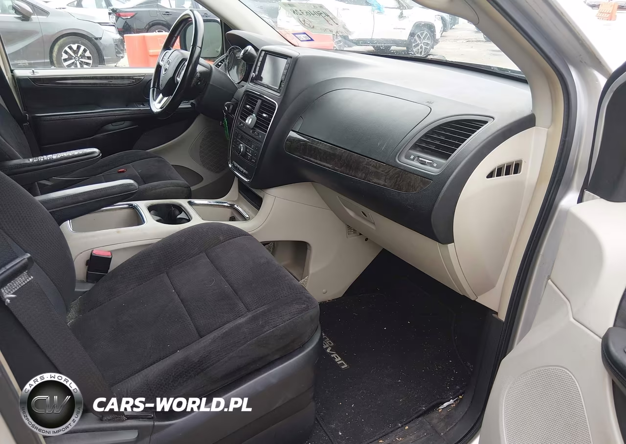 2011 Dodge Grand Caravan Crew VIN:2D4RN5DG9BR751669 - 5