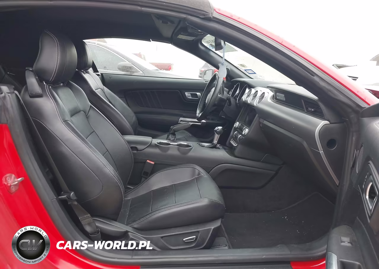2018 Ford Mustang Ecoboost Premium VIN:1FATP8UH1J5124201 - 5