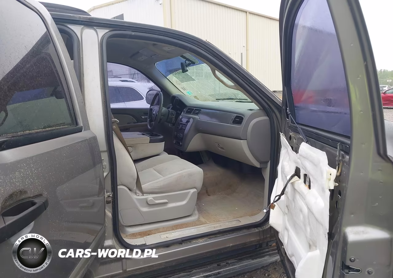 2008 Chevrolet Tahoe Ls VIN:1GNFC13C48J191495 - 5
