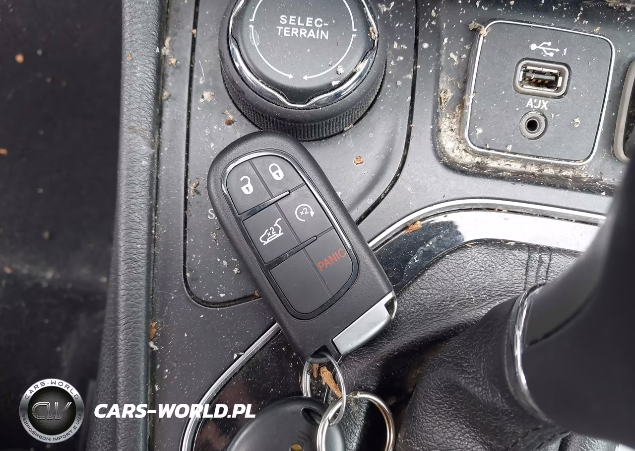 2019 Jeep Cherokee Limited 4X4 VIN:1C4PJMDX4KD351340 - 11