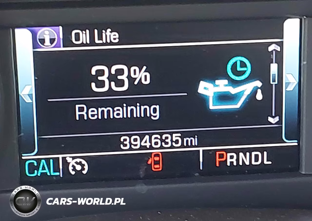 2018 Chevrolet Suburban Lt VIN:1GNSKHKC0JR343341 - 15