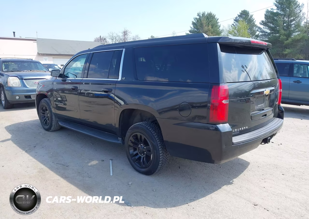 2018 Chevrolet Suburban Lt VIN:1GNSKHKC0JR343341 - 3