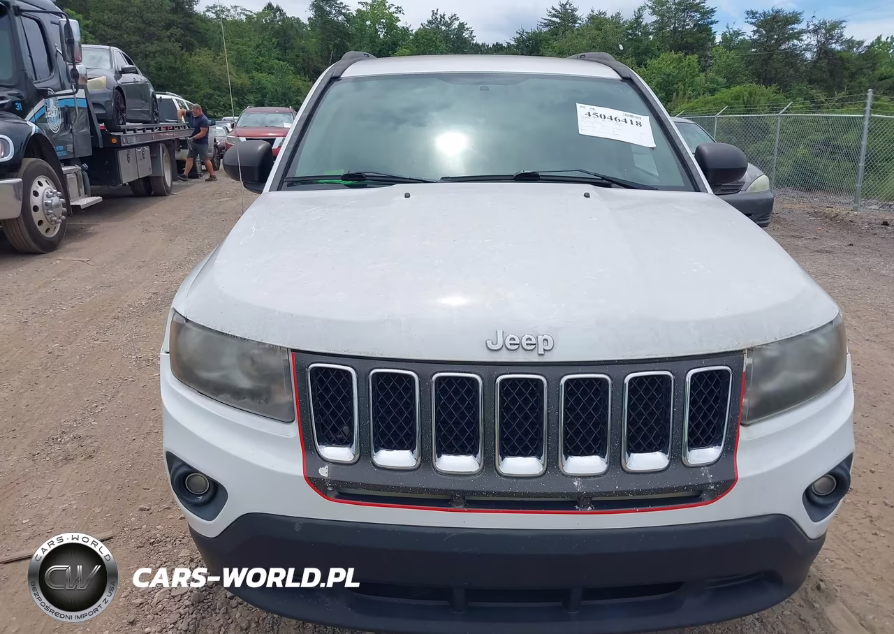 2014 Jeep Compass Sport VIN:1C4NJCBBXED740240 - 6