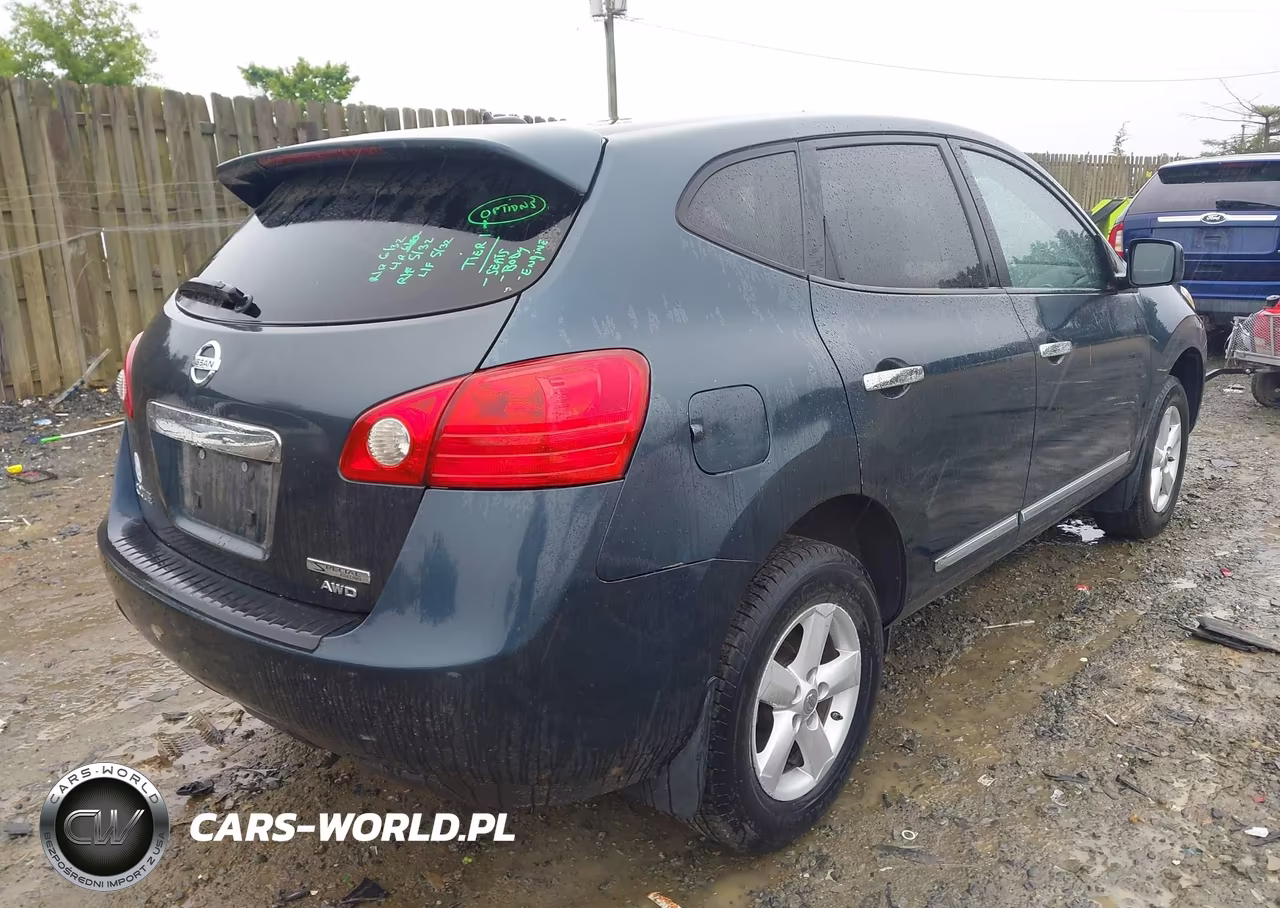 2013 Nissan Rogue S VIN:JN8AS5MV6DW662075 - 4