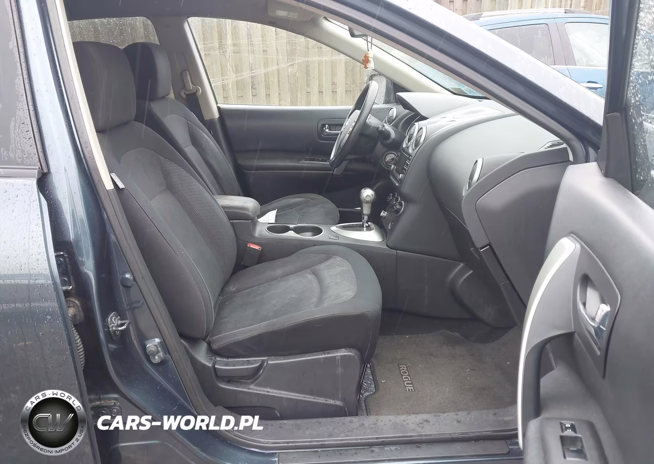 2013 Nissan Rogue S VIN:JN8AS5MV6DW662075 - 5