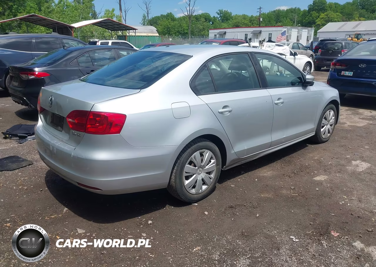 2011 Volkswagen Jetta 2.5L Se VIN:3VWDX7AJ3BM326532 - 4
