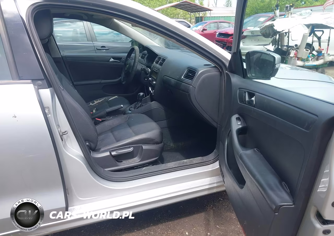 2011 Volkswagen Jetta 2.5L Se VIN:3VWDX7AJ3BM326532 - 5