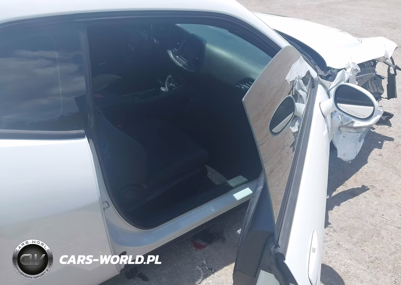 2019 Dodge Challenger Sxt VIN:2C3CDZAGXKH560905 - 5
