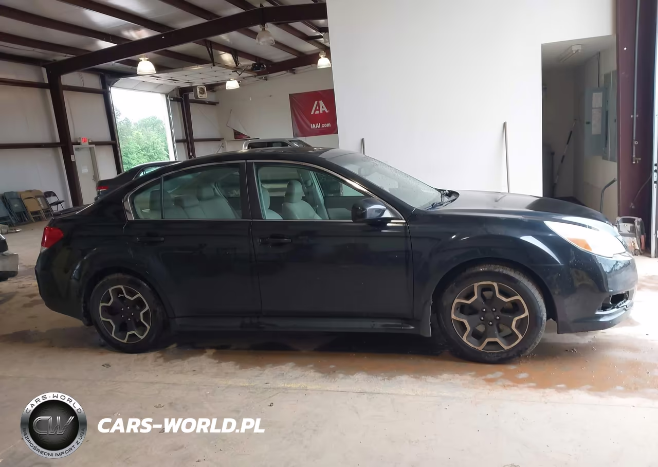 2010 Subaru Legacy 2.5I Limited VIN:4S3BMCK60A3232436 - 13