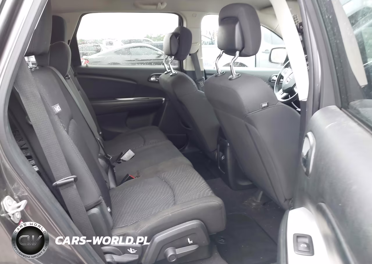 2018 Dodge Journey Se VIN:3C4PDCAB9JT518715 - 8