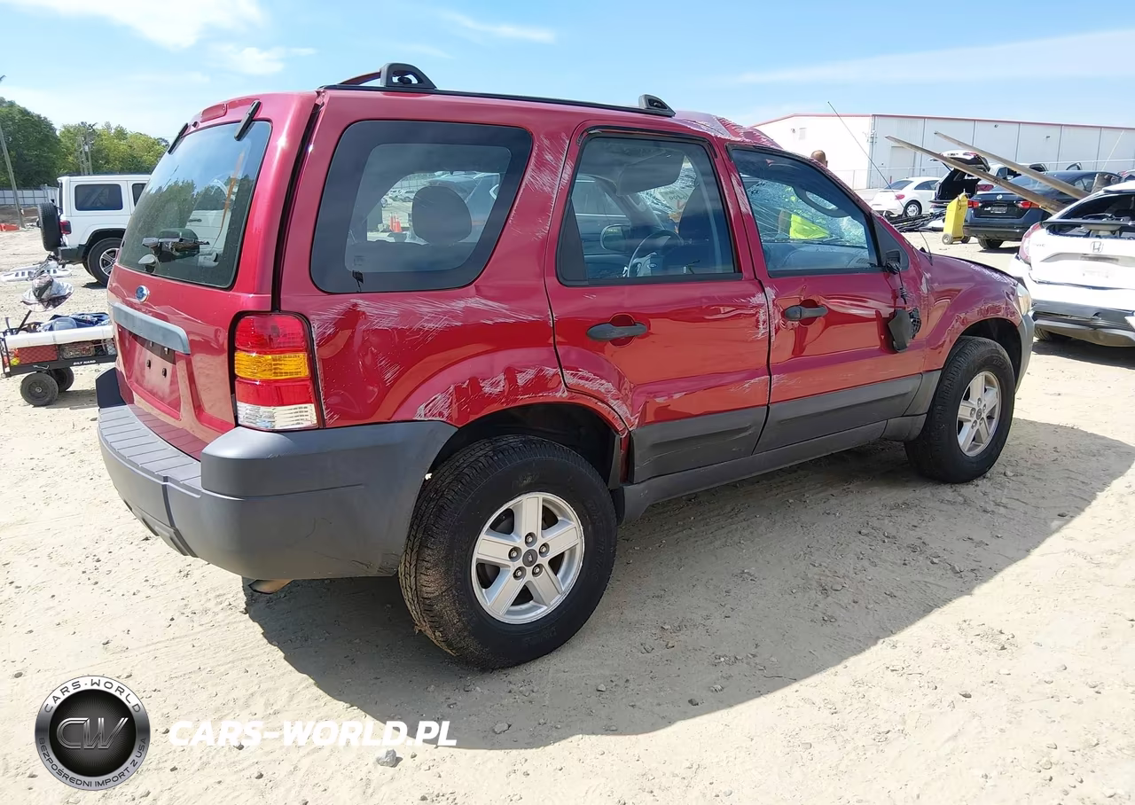 2007 Ford Escape Xls-Xls Manual VIN:1FMYU02Z97KA35231 - 4