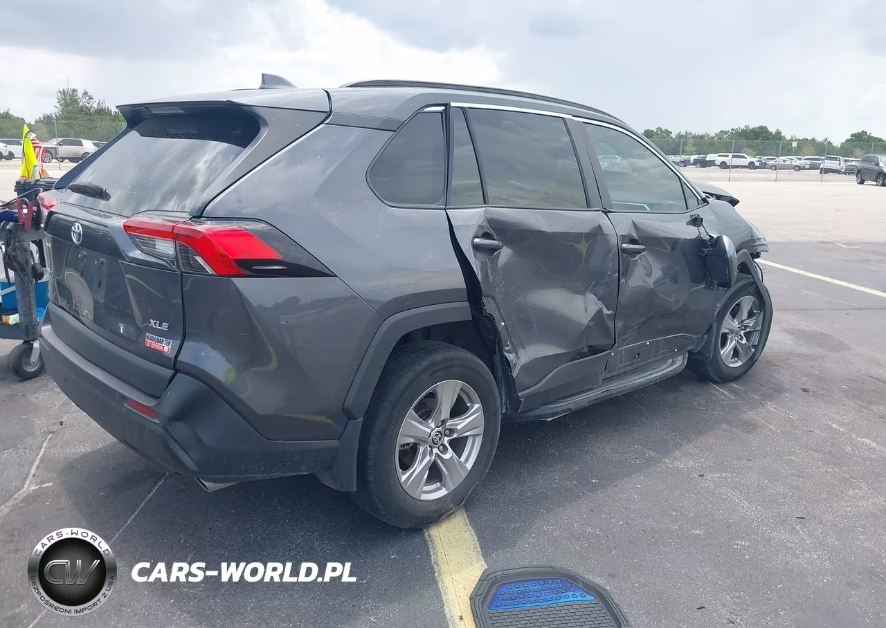 2023 Toyota Rav4 Xle VIN:2T3W1RFV3PW290884 - 4