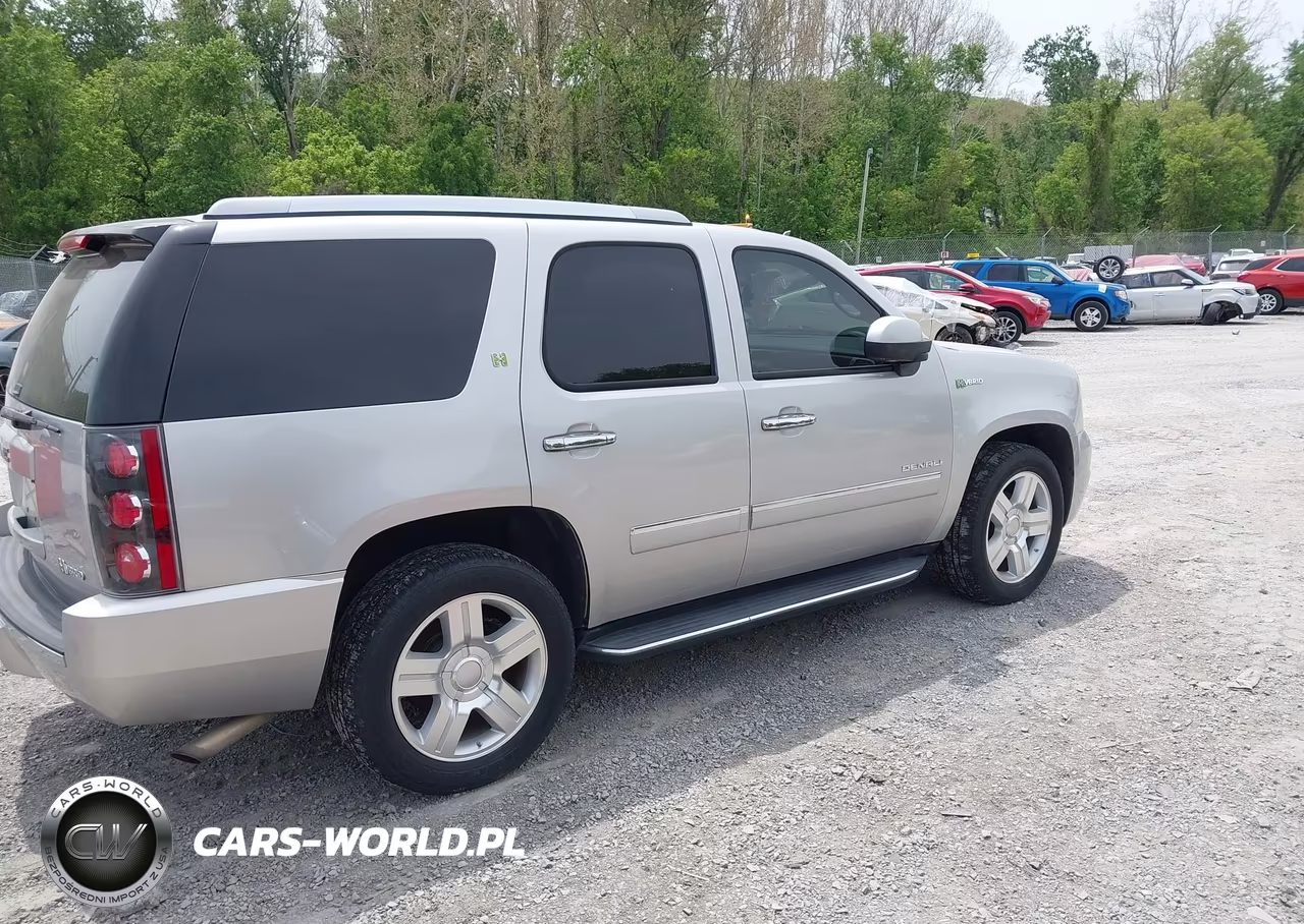 2010 GMC Yukon Hybrid Denali VIN:1GKUKGEJ6AR179684 - 4