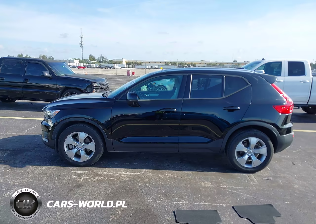 2021 Volvo Xc40 T5 Momentum VIN:YV4162UK8M2430120 - 14
