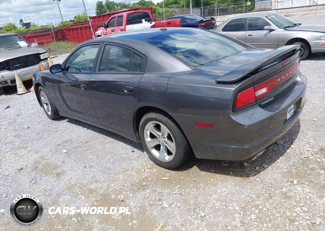 2013 Dodge Charger Se VIN:2C3CDXBGXDH690818 - 3