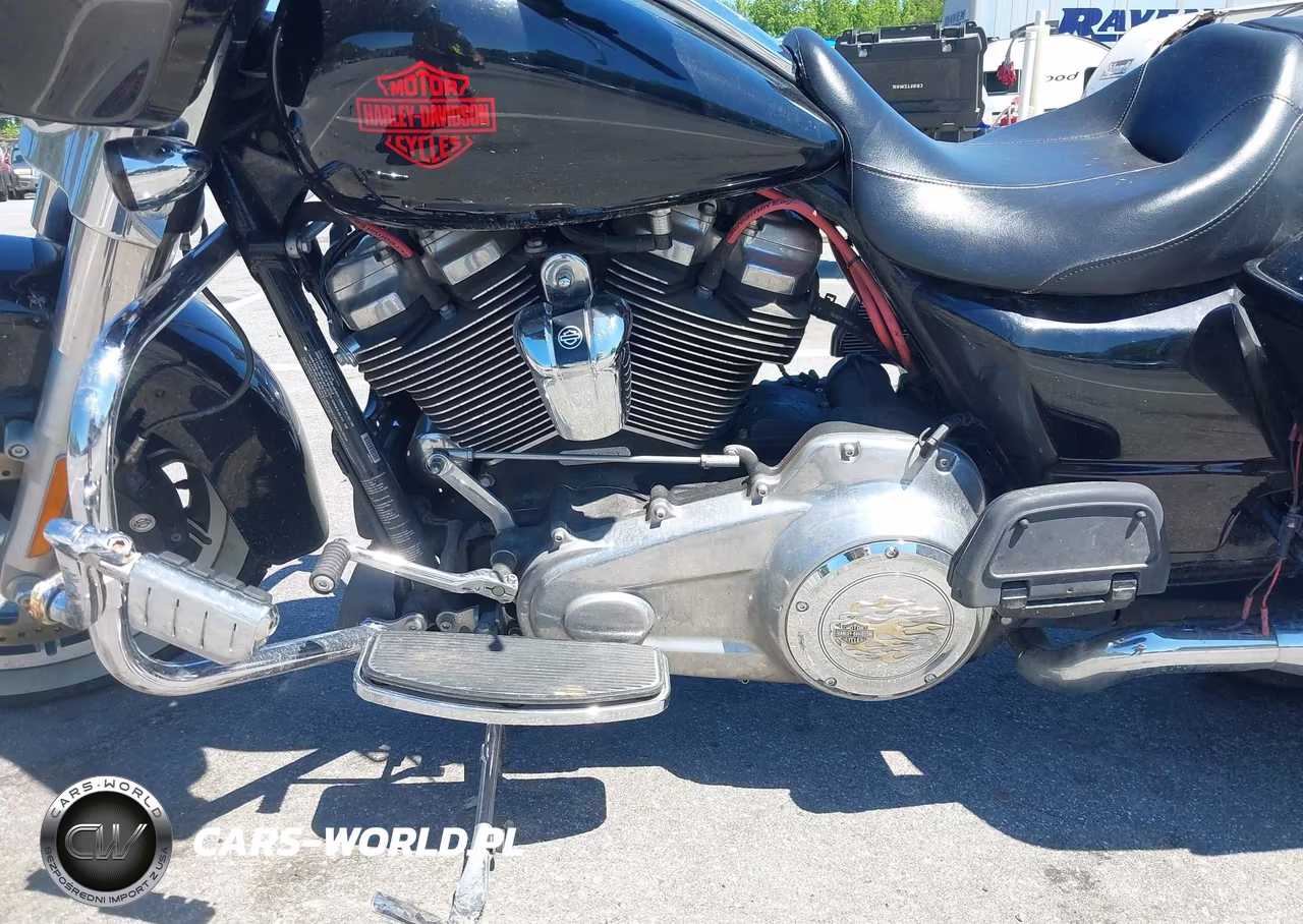 2019 Harley-Davidson Flht VIN:1HD1FVC2XKB654975 - 9