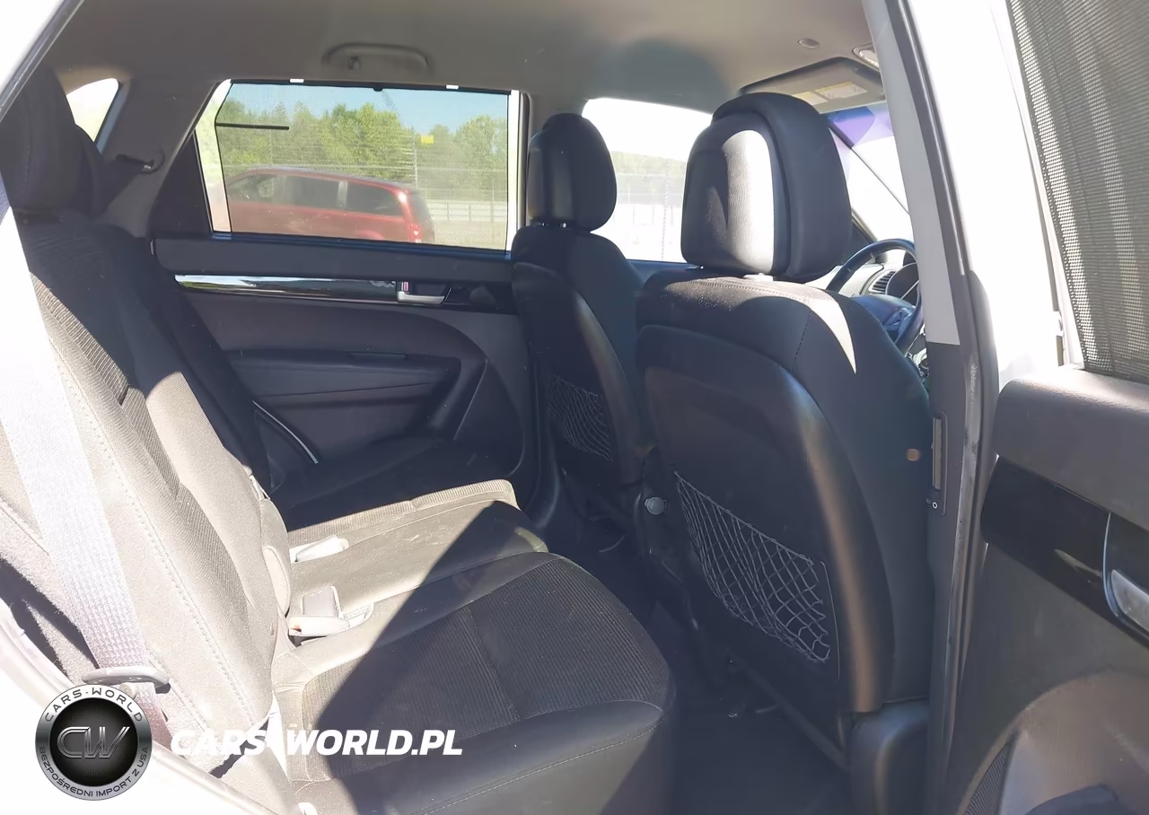 2015 Kia Sorento Lx VIN:5XYKTDA60FG635992 - 8