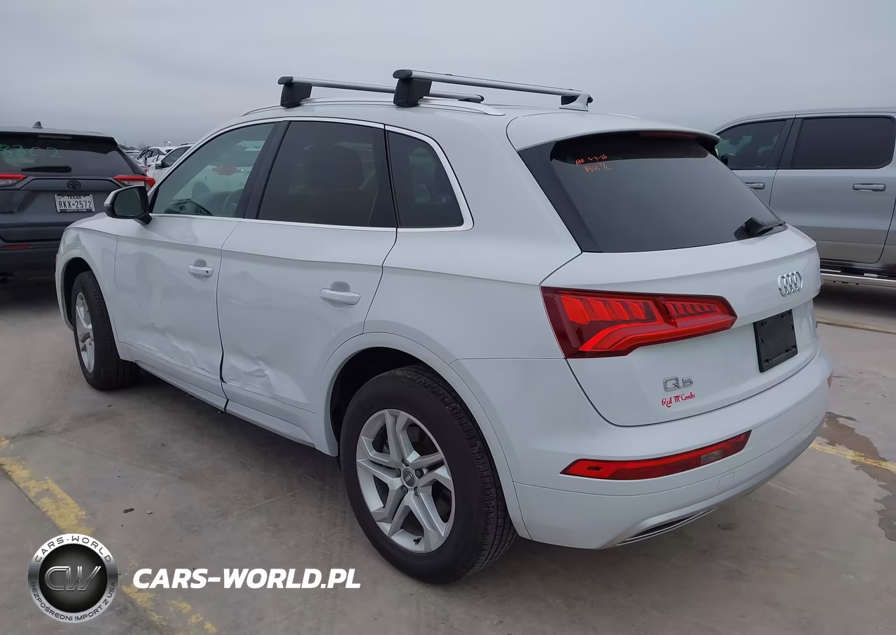 2019 Audi Q5 45 Premium VIN:WA1ANAFY9K2134967 - 3