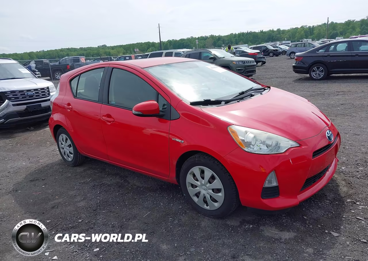 2013 Toyota Prius C Two – zdjęcie 1 z 16