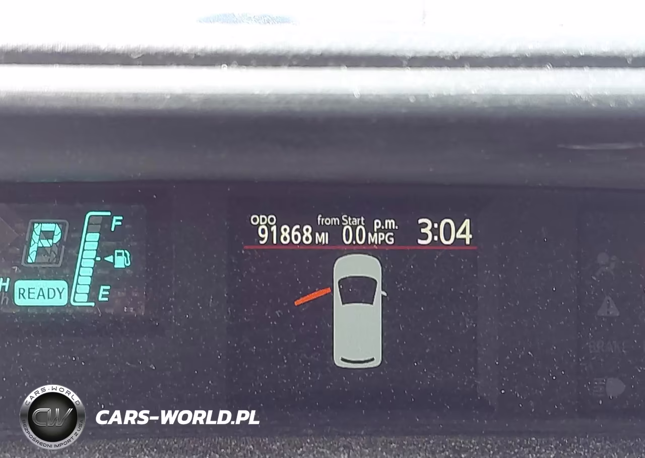 2013 Toyota Prius C Two VIN:JTDKDTB3XD1544107 - 15