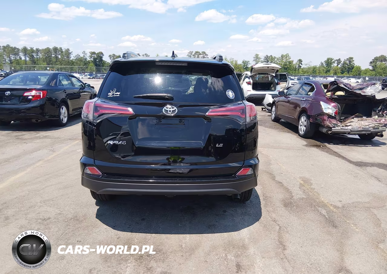 2018 Toyota Rav4 Le VIN:2T3ZFREV5JW495212 - 17