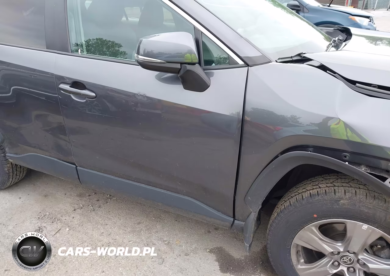 2023 Toyota Rav4 Xle VIN:2T3P1RFV8PC351801 - 17
