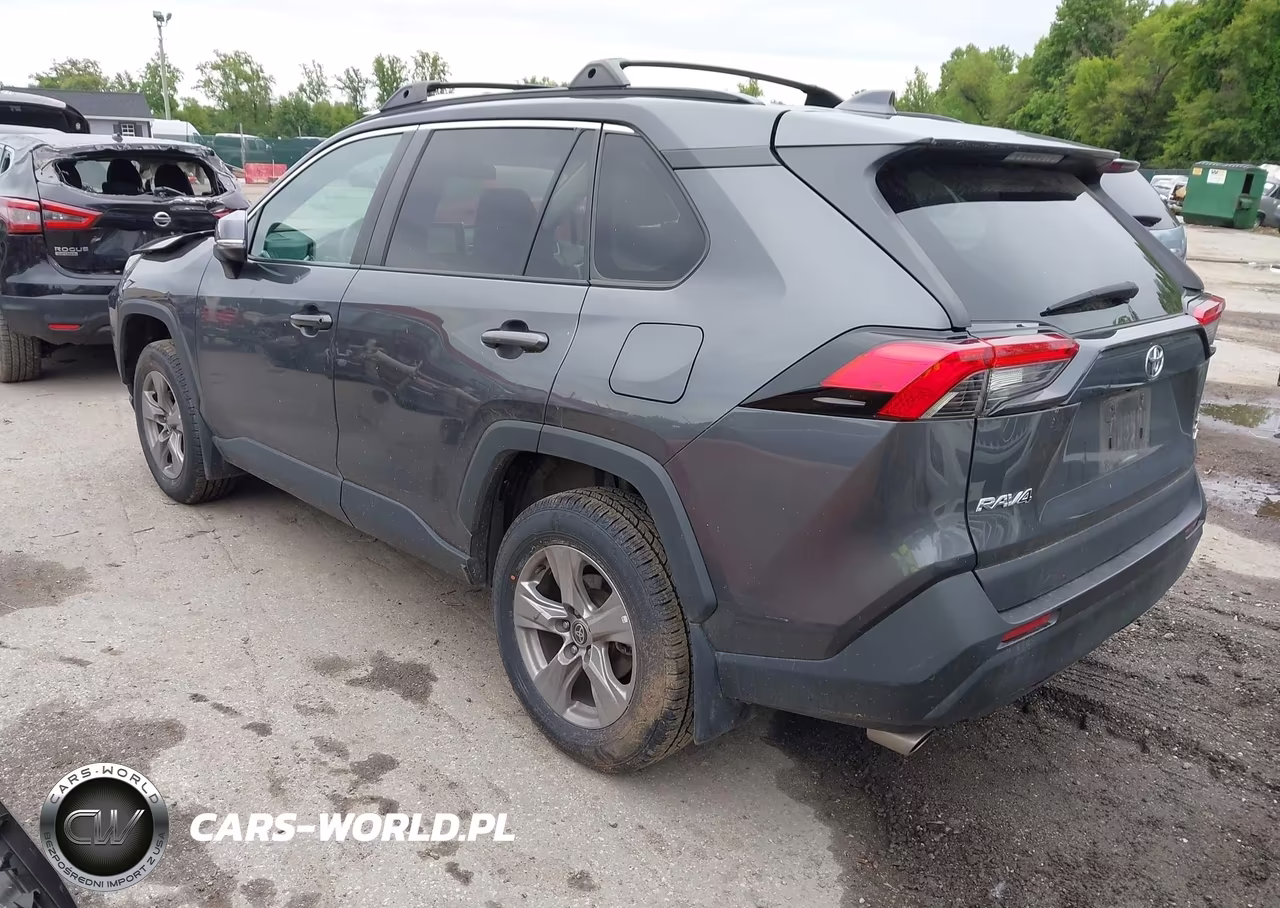 2023 Toyota Rav4 Xle VIN:2T3P1RFV8PC351801 - 3